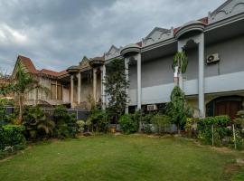 De Manora Homes - Unpretentious hotel with a garden , posh area Ranjit Avenue，位于阿姆利则的酒店