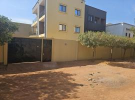 Entire House à Bamako，位于巴马科的酒店