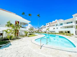 Resort BEACH Condo-HOTEL with VILLAS & PRIVATE Apartments WIFI BBQ Beach CLUB & SPA，位于蓬塔卡纳的分契式公寓